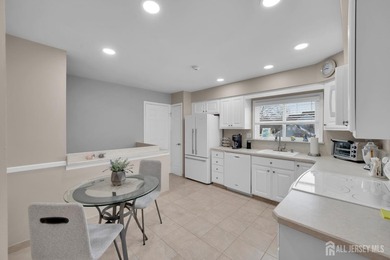 This beautifully updated and pristine 2 Bed,2 Full Bath- Upper on Concordia Golf Club in New Jersey - for sale on GolfHomes.com, golf home, golf lot