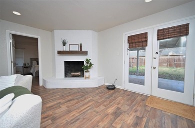 Location! Location! Beautiful custom built 2,164 sq. ft on De Cordova Bend Country Club in Texas - for sale on GolfHomes.com, golf home, golf lot