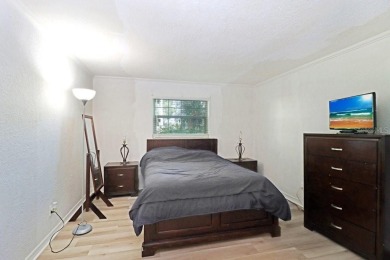 Highly Desirable Country Club Condo For Sale! This 2 Bed/2 Bath on East Bay Golf Club in Florida - for sale on GolfHomes.com, golf home, golf lot
