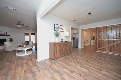 Location! Location! Beautiful custom built 2,164 sq. ft on De Cordova Bend Country Club in Texas - for sale on GolfHomes.com, golf home, golf lot