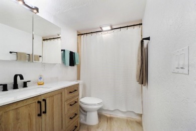 Highly Desirable Country Club Condo For Sale! This 2 Bed/2 Bath on East Bay Golf Club in Florida - for sale on GolfHomes.com, golf home, golf lot