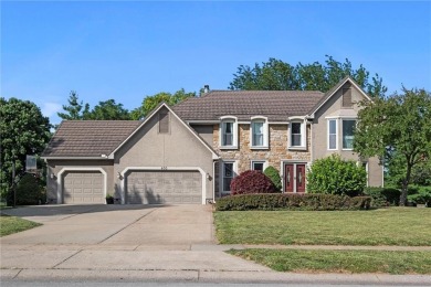 Welcome to your private retreat in the heart of Lakewood--where on Lakewood Oaks Golf Club, Ltd. in Missouri - for sale on GolfHomes.com, golf home, golf lot