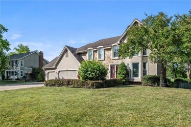 Welcome to your private retreat in the heart of Lakewood--where on Lakewood Oaks Golf Club, Ltd. in Missouri - for sale on GolfHomes.com, golf home, golf lot