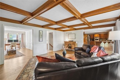 Welcome to your private retreat in the heart of Lakewood--where on Lakewood Oaks Golf Club, Ltd. in Missouri - for sale on GolfHomes.com, golf home, golf lot