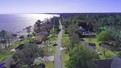 Welcome to your dream home in Santee Cooper Resort on Lake on Santee-Cooper Country Club in South Carolina - for sale on GolfHomes.com, golf home, golf lot