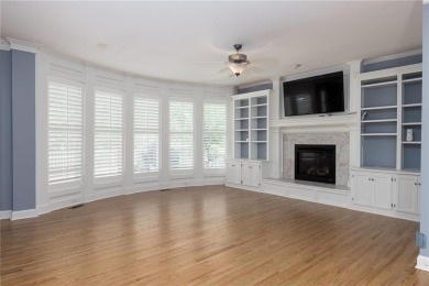 Let's live on the golf course!! Beautiful custom built home on on Hodge Park Golf Club in Missouri - for sale on GolfHomes.com, golf home, golf lot