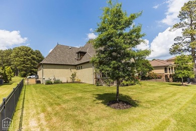 Ridgepointe home on the course built by Tommy Westbrook on RidgePointe Country Club in Arkansas - for sale on GolfHomes.com, golf home, golf lot