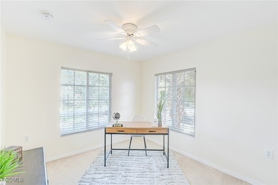 Charming 3 bedroom townhome in the Villages of Stoneybrook on Gateway Golf and Country Club in Florida - for sale on GolfHomes.com, golf home, golf lot