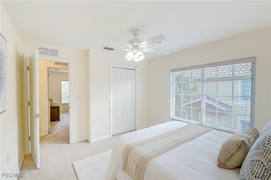 Charming 3 bedroom townhome in the Villages of Stoneybrook on Gateway Golf and Country Club in Florida - for sale on GolfHomes.com, golf home, golf lot