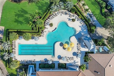 Charming 3 bedroom townhome in the Villages of Stoneybrook on Gateway Golf and Country Club in Florida - for sale on GolfHomes.com, golf home, golf lot