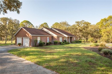 Beautifully Updated Brick Ranch on the Golf Course! Located in on Okefenokee Country Club in Georgia - for sale on GolfHomes.com, golf home, golf lot