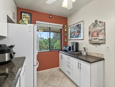 This bright and spacious condo features an open living/dining on Fountains Golf and Country Club in Florida - for sale on GolfHomes.com, golf home, golf lot