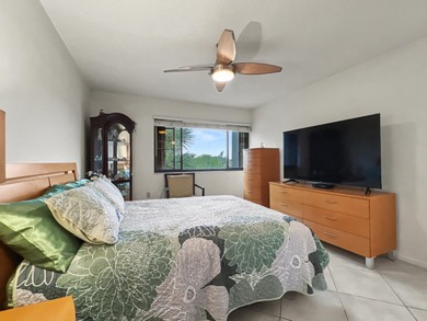 This bright and spacious condo features an open living/dining on Fountains Golf and Country Club in Florida - for sale on GolfHomes.com, golf home, golf lot