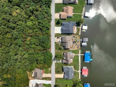 Scenic Lot in Foristell, MO - Resort-Style Living with Lake on Incline Village Golf Course in Missouri - for sale on GolfHomes.com, golf home, golf lot