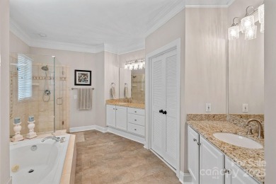 Gorgeous FULL BRICK home in Birkdale's exclusive ENCLAVE! on Birkdale Golf Club in North Carolina - for sale on GolfHomes.com, golf home, golf lot