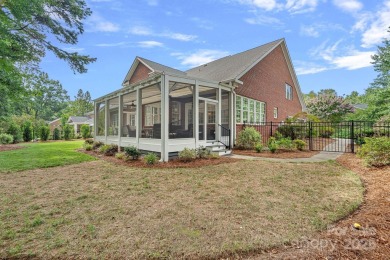 Gorgeous FULL BRICK home in Birkdale's exclusive ENCLAVE! on Birkdale Golf Club in North Carolina - for sale on GolfHomes.com, golf home, golf lot