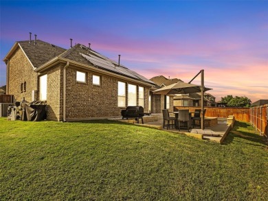 Welcome to this stunning 4-bed, 3.5-bath home with a spacious on Trophy Club of Dallas in Texas - for sale on GolfHomes.com, golf home, golf lot