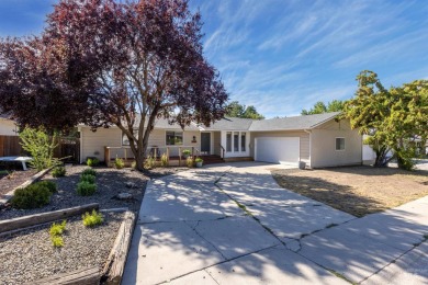 Welcome into this beautifully updated single level home in the on Indian Lakes Golf Course in Idaho - for sale on GolfHomes.com, golf home, golf lot
