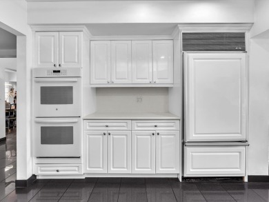 Spacious 3BR/2.5BA home in the prestigious Woodlands of Tamarac on Woodlands Country Club in Florida - for sale on GolfHomes.com, golf home, golf lot