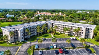 **This condo pre approved for financing!** Experience the best on Deer Creek Golf Club in Florida - for sale on GolfHomes.com, golf home, golf lot