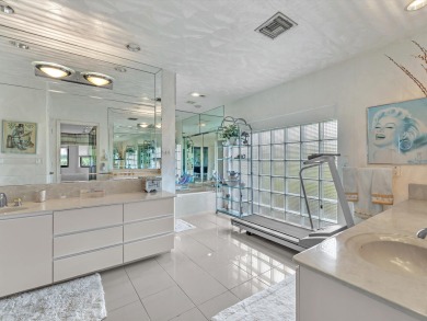 Spacious 3BR/2.5BA home in the prestigious Woodlands of Tamarac on Woodlands Country Club in Florida - for sale on GolfHomes.com, golf home, golf lot