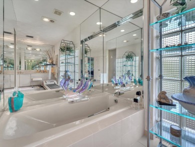 Spacious 3BR/2.5BA home in the prestigious Woodlands of Tamarac on Woodlands Country Club in Florida - for sale on GolfHomes.com, golf home, golf lot