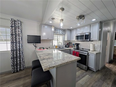 This home is gorgeous. Nothing was forgotten when it was totally on Riverview Golf Course in Arizona - for sale on GolfHomes.com, golf home, golf lot