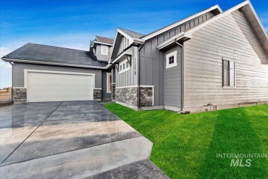 The Maple plan by Tresidio Homes is located in the breathtaking on Falcon Crest Golf Club in Idaho - for sale on GolfHomes.com, golf home, golf lot