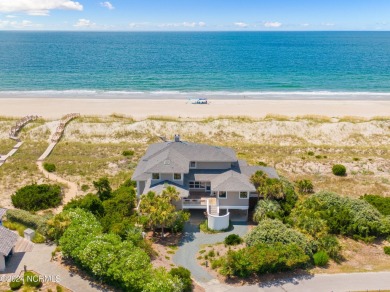 Built by Telesis and designed by Jay DeChesere, this rare on Bald Head Island Golf Club in North Carolina - for sale on GolfHomes.com, golf home, golf lot