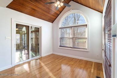 Welcome to 604 Lake Forest Parkway, a spacious home in one of on Lake Forest Country Club in Kentucky - for sale on GolfHomes.com, golf home, golf lot