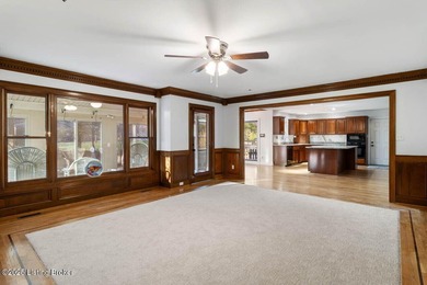 Welcome to 604 Lake Forest Parkway, a spacious home in one of on Lake Forest Country Club in Kentucky - for sale on GolfHomes.com, golf home, golf lot