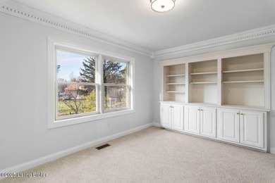 Welcome to 604 Lake Forest Parkway, a spacious home in one of on Lake Forest Country Club in Kentucky - for sale on GolfHomes.com, golf home, golf lot