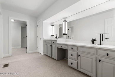 Welcome to 604 Lake Forest Parkway, a spacious home in one of on Lake Forest Country Club in Kentucky - for sale on GolfHomes.com, golf home, golf lot