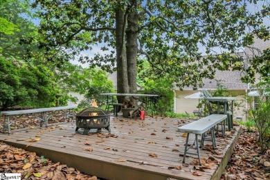 Charming Home; Nearly 1/2 acre Private Lot; Mountain Views; on Pebble Creek Golf Club in South Carolina - for sale on GolfHomes.com, golf home, golf lot