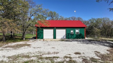 FURNISHED LIVING QUARTERS inside barn that allows the perfect on Twisted Oaks Golf Club in Texas - for sale on GolfHomes.com, golf home, golf lot