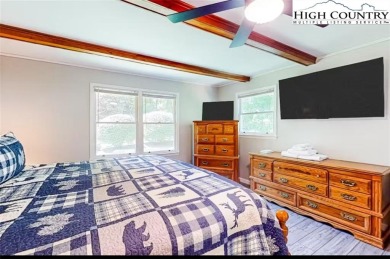 Turnkey updated 3BR/3BA Mountain Retreat with Stunning on Land Harbor Golf Course in North Carolina - for sale on GolfHomes.com, golf home, golf lot