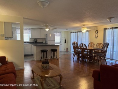 Welcome to this charming 2 bedroom, 2 bathroom home in the on High Point Golf Club, Inc. in Florida - for sale on GolfHomes.com, golf home, golf lot