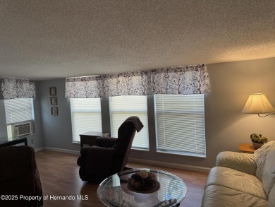 Welcome to this charming 2 bedroom, 2 bathroom home in the on High Point Golf Club, Inc. in Florida - for sale on GolfHomes.com, golf home, golf lot