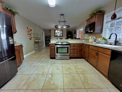 Cute, cute, cute! This beautifully-maintained one-level on Danville Country Club in Kentucky - for sale on GolfHomes.com, golf home, golf lot
