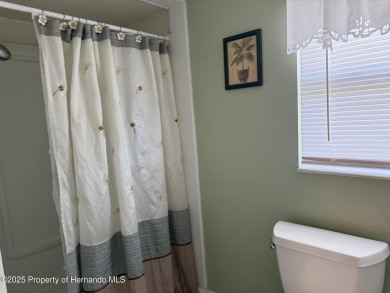 Welcome to this charming 2 bedroom, 2 bathroom home in the on High Point Golf Club, Inc. in Florida - for sale on GolfHomes.com, golf home, golf lot