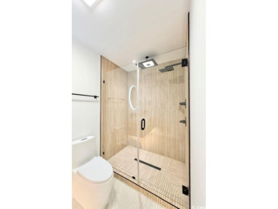Completely Renovated Modern 4 Bedroom 3 and a Half Bath Single on Cane Patch Driving Range in South Carolina - for sale on GolfHomes.com, golf home, golf lot