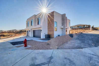 FOR A LIMITED TIME: Enjoy Window Coverings, a Fridge, and a on Sunbrook Golf Course in Utah - for sale on GolfHomes.com, golf home, golf lot