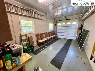 Turnkey updated 3BR/3BA Mountain Retreat with Stunning on Land Harbor Golf Course in North Carolina - for sale on GolfHomes.com, golf home, golf lot