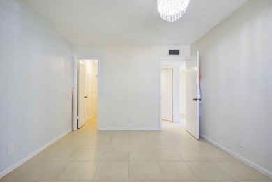 Amazing opportunity to own an underpriced condo in the vibrant on Kings Point Golf -Flanders Way in Florida - for sale on GolfHomes.com, golf home, golf lot