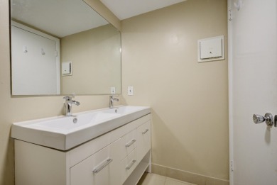 Amazing opportunity to own an underpriced condo in the vibrant on Kings Point Golf -Flanders Way in Florida - for sale on GolfHomes.com, golf home, golf lot