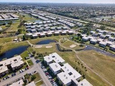 Amazing opportunity to own an underpriced condo in the vibrant on Kings Point Golf -Flanders Way in Florida - for sale on GolfHomes.com, golf home, golf lot