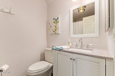 This beautifully updated 2-bed, 2-bath home w/a 2-car garage on Sun Lakes Country Club in Arizona - for sale on GolfHomes.com, golf home, golf lot