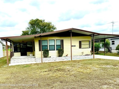 Welcome Home to High Point 55+ Golf Community This 1,560 sq ft on High Point Golf Club, Inc. in Florida - for sale on GolfHomes.com, golf home, golf lot