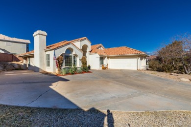 Incredible updated single level- 3 bedroom 2 bath home with new on St. George Golf Course in Utah - for sale on GolfHomes.com, golf home, golf lot