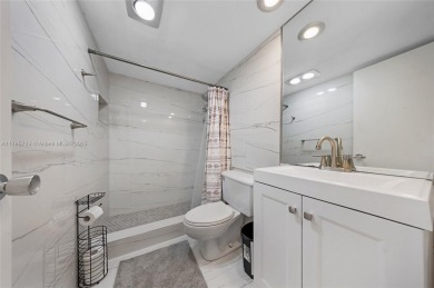 Beautiful condo in the exclusive Palm Aire Country Club. This on Palm-Aire Country Club and Resort - Palms in Florida - for sale on GolfHomes.com, golf home, golf lot